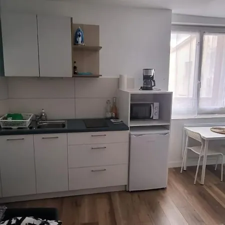 Le Nakai , Petit Sympa, Plein Centre-ville Apartment *